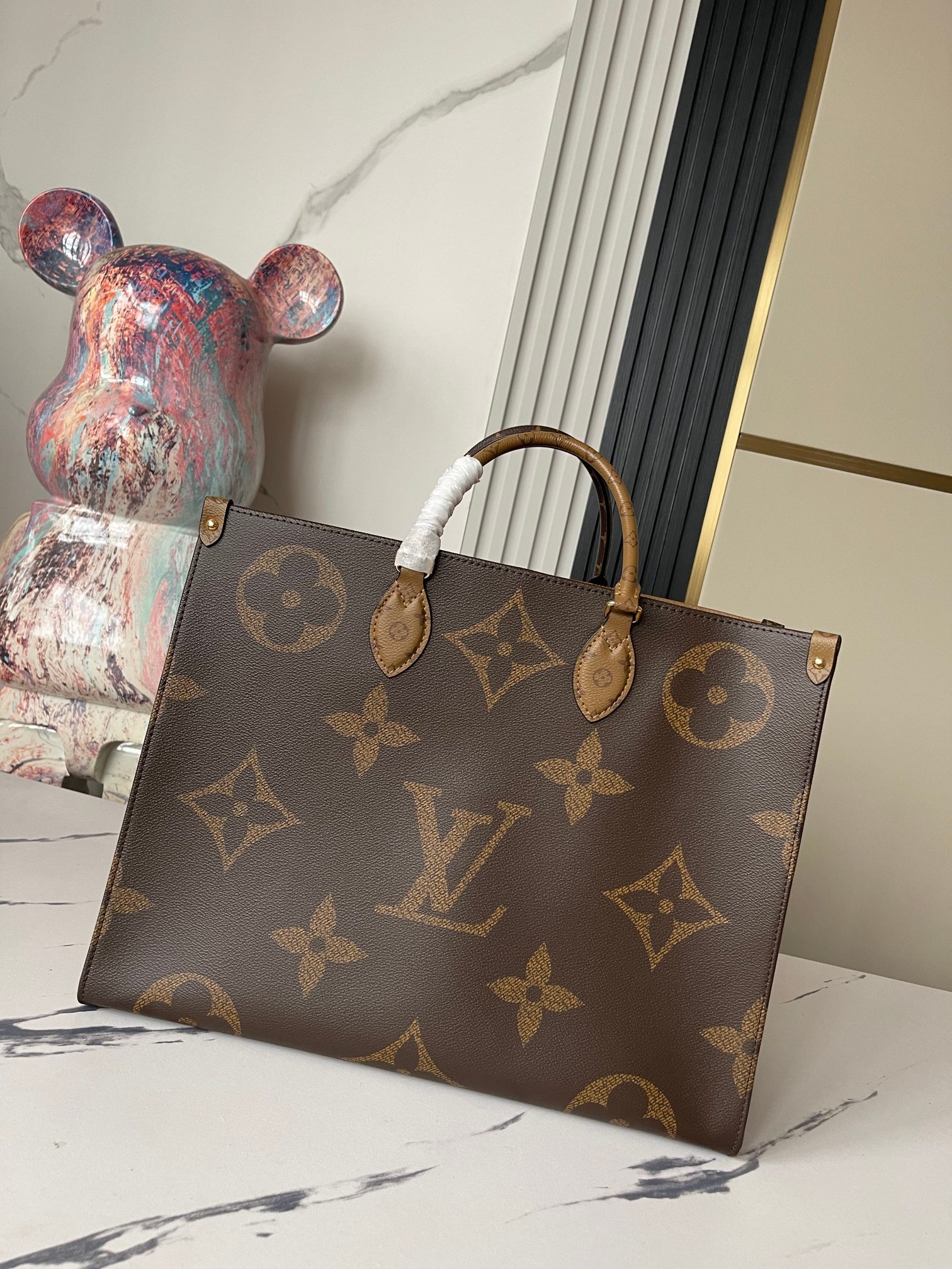 Louis Vuitton Shopping Bags